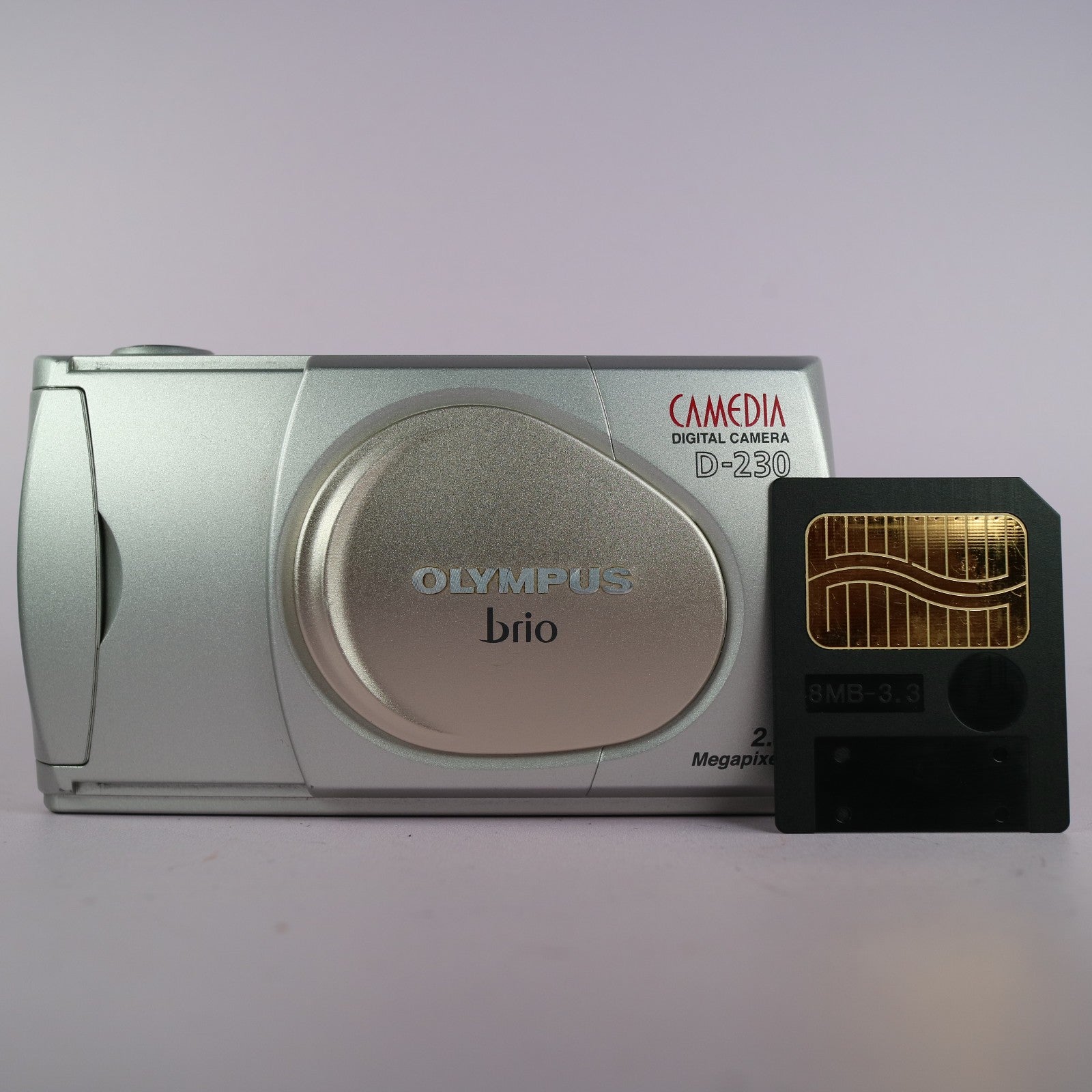 Olympus Digital Camera Camedia Brio D-230 2.0MP Silver Tested With SM Card