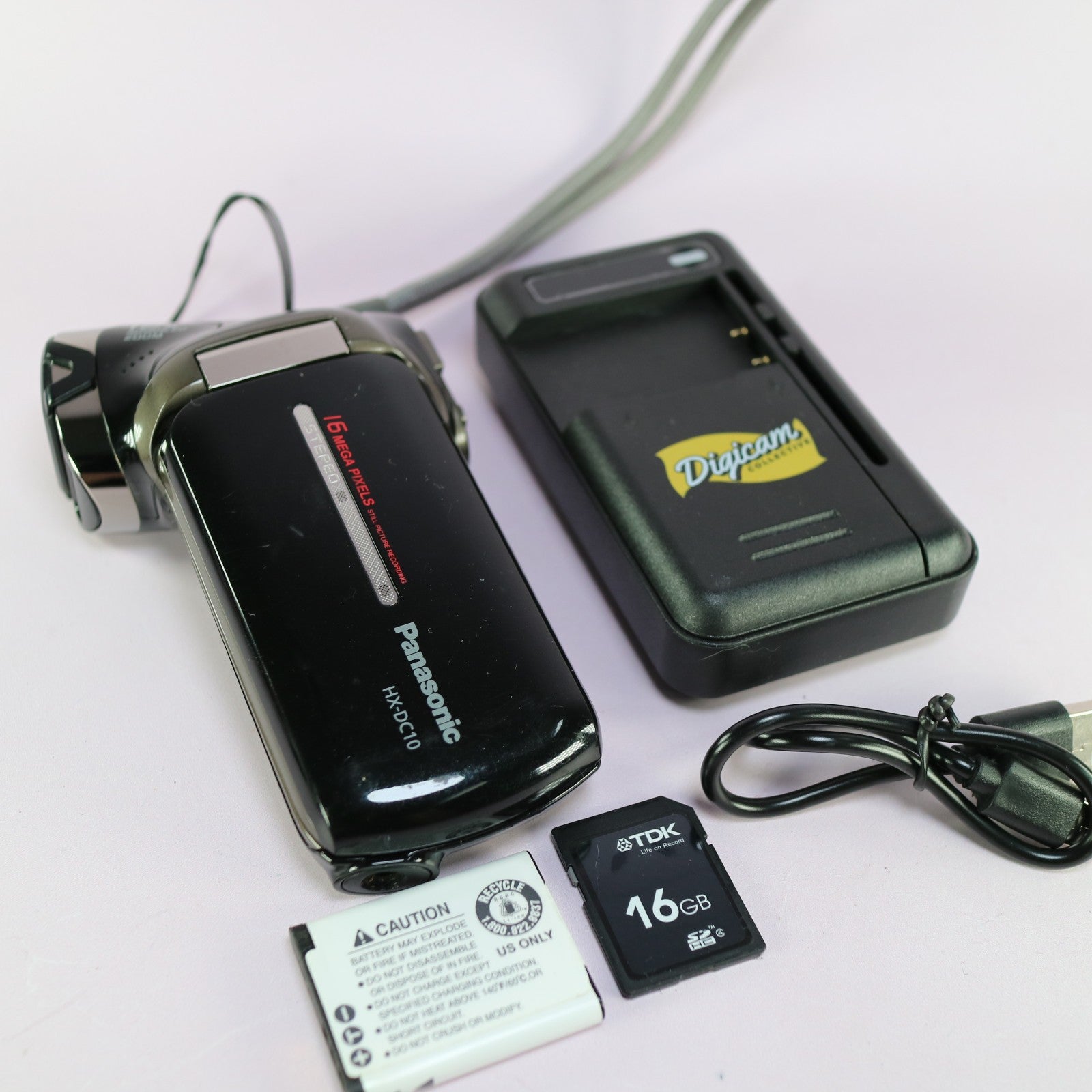 Panasonic HX-DC10 16.0MP Compact Digital Video Recorder Black Tested Full Set