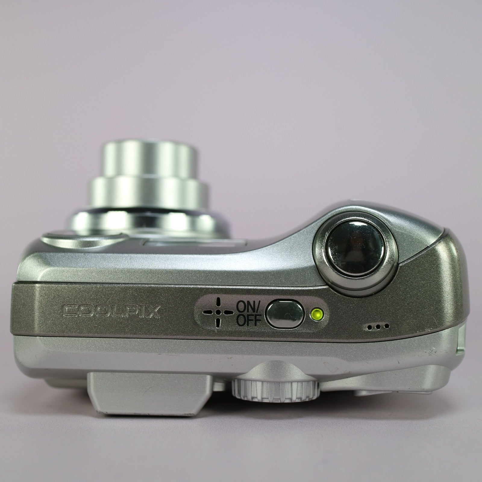 Nikon Digital Camera Coolpix 3200 3.2MP Silver Tested