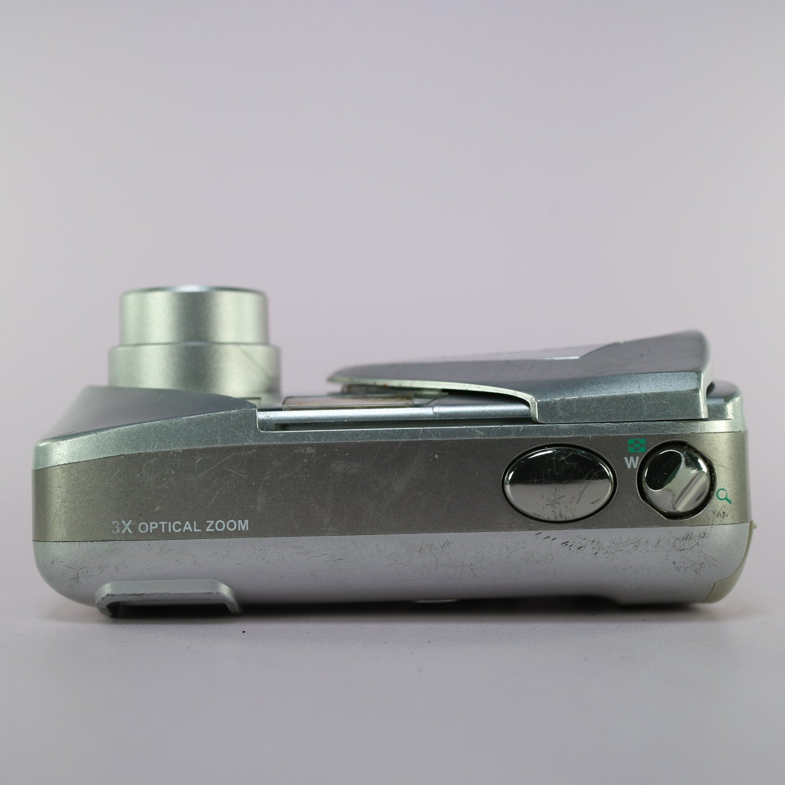 Olympus Digital Camera Camedia C-460 Zoom Del Sol 4.0MP Silver Tested W/ xD Card