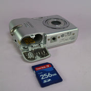 Nikon Digital Camera Coolpix L10 5.0MP Silver Tested