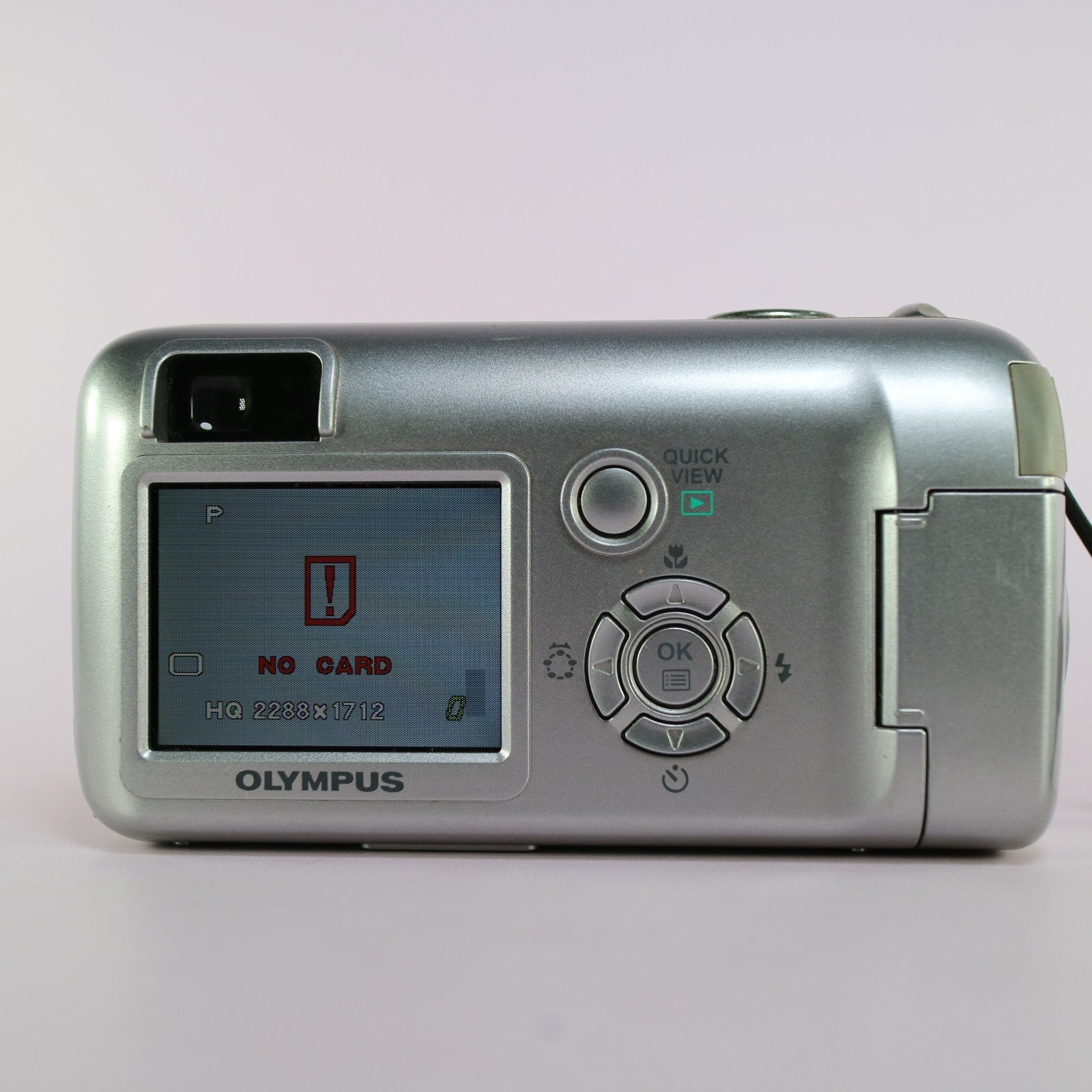Olympus Digital Camera Camedia C-460 Zoom Del Sol 4.0MP Silver Tested