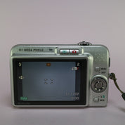 Casio Digital Camera Exilim EX-Z1050 10.1MP Silver Tested Full Working Set