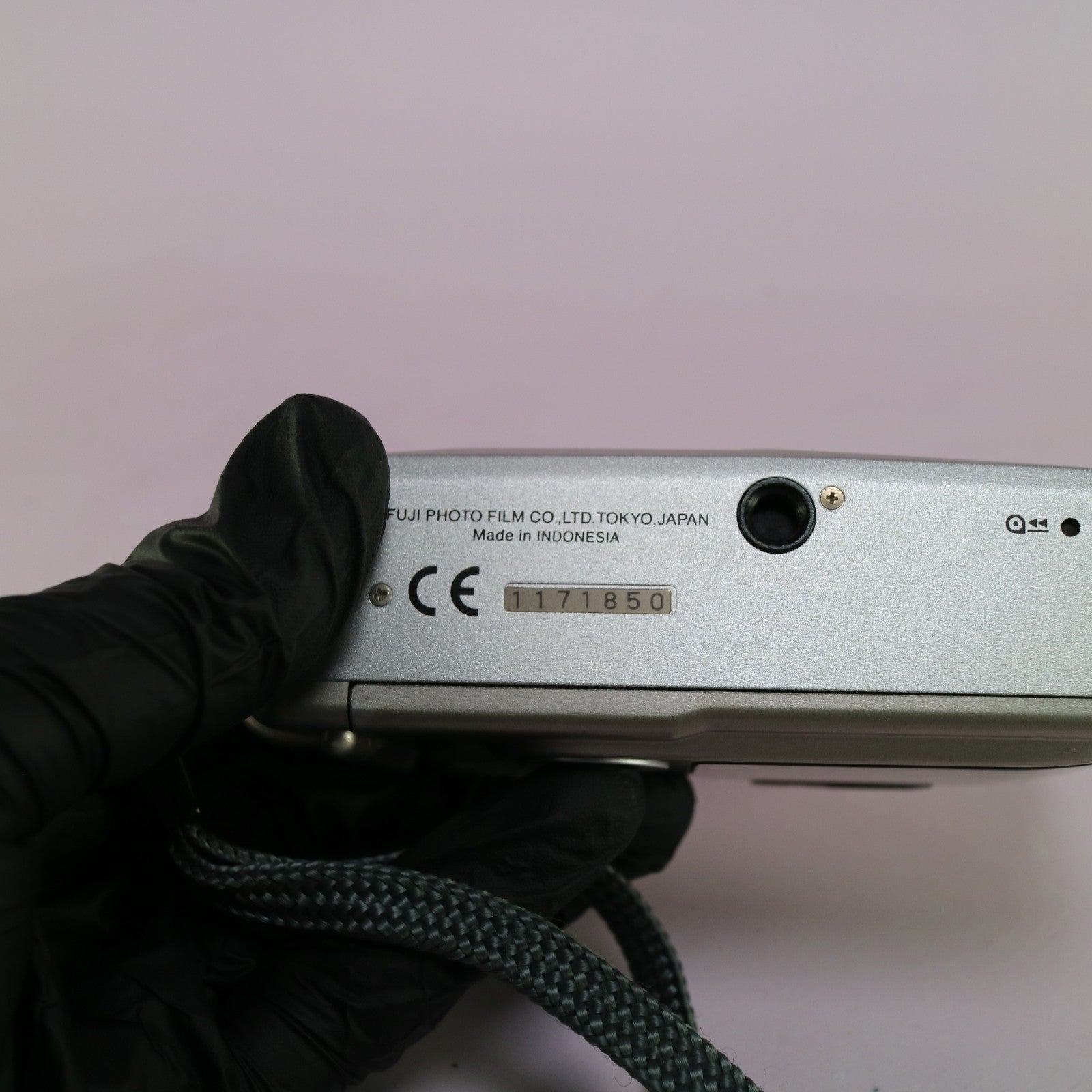Fujifilm Zoom Date 1000 35mm Film Point and Shoot Camera Silver Tested