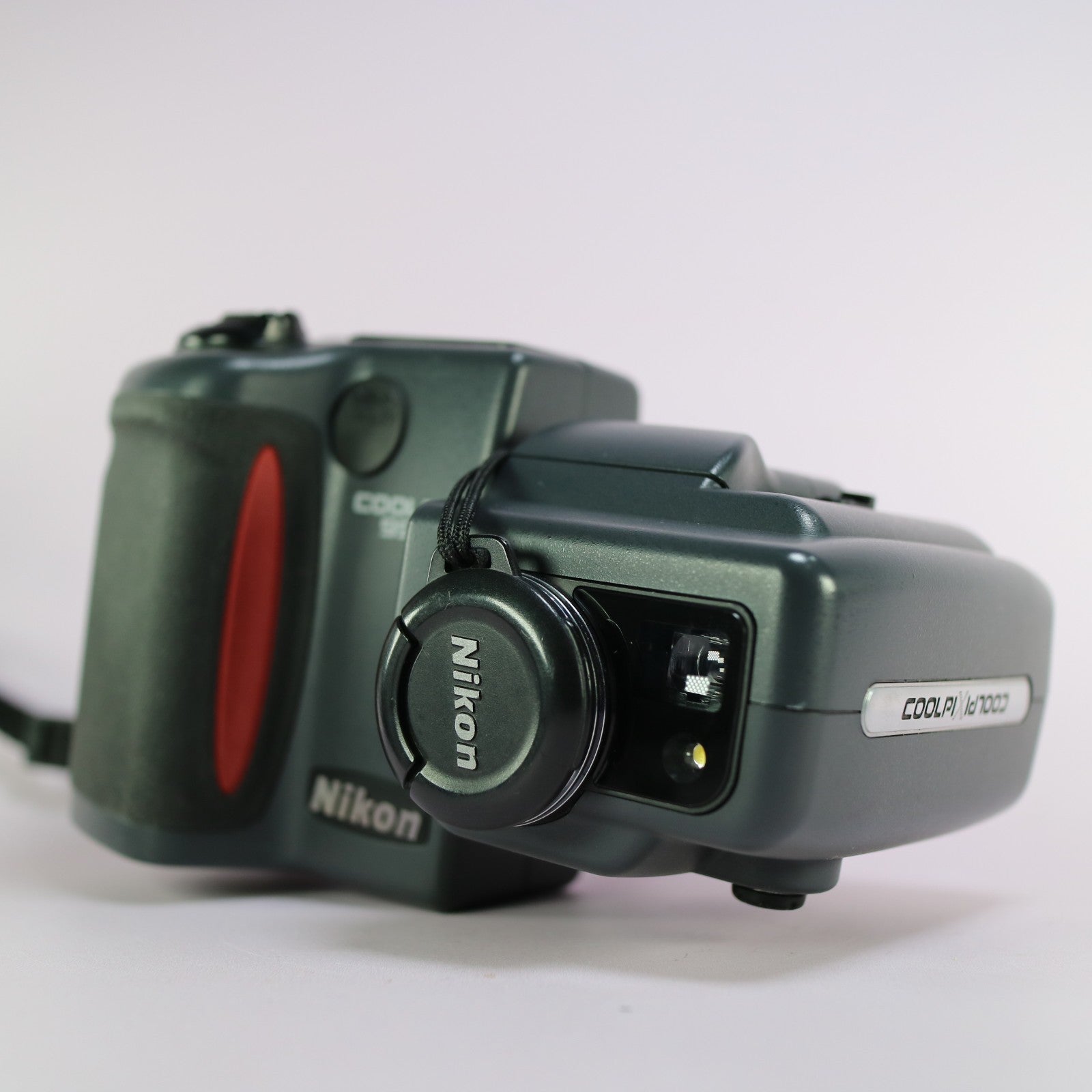 Nikon Digital Camera Coolpix 995 3.2MP Black Tested