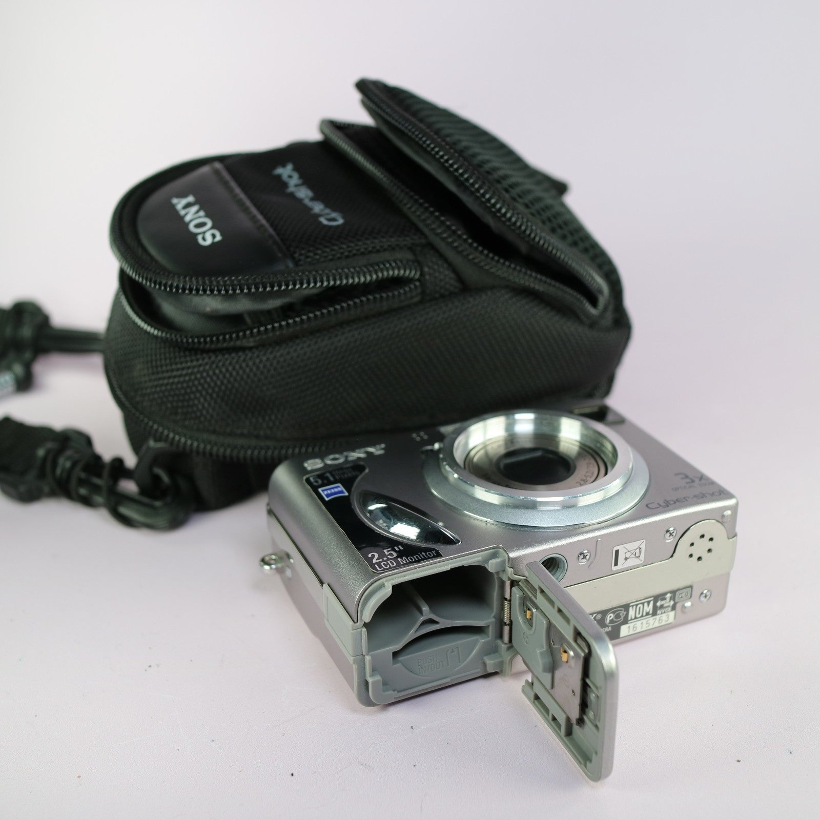 Sony Digital Camera Cybershot DSC-W5 5.1MP Silver Tested