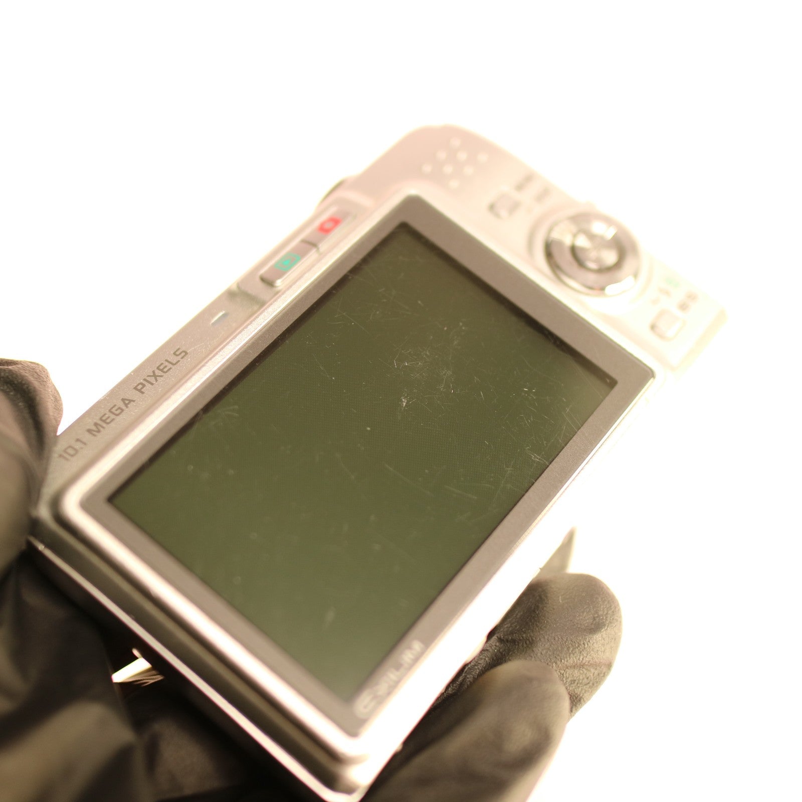Casio Digital Camera Exilim EX-Z1050 10.1MP Silver Tested Full Working Set