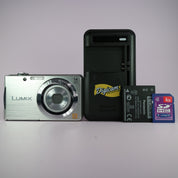 Panasonic Digital Camera Lumix DMC-FS16 14.1MP Silver Tested Full Working Set