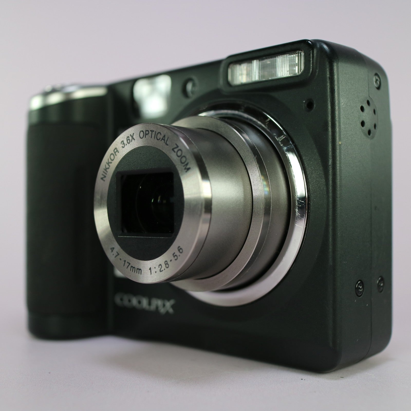Nikon Digital Camera Coolpix P50 8.1MP Black Tested