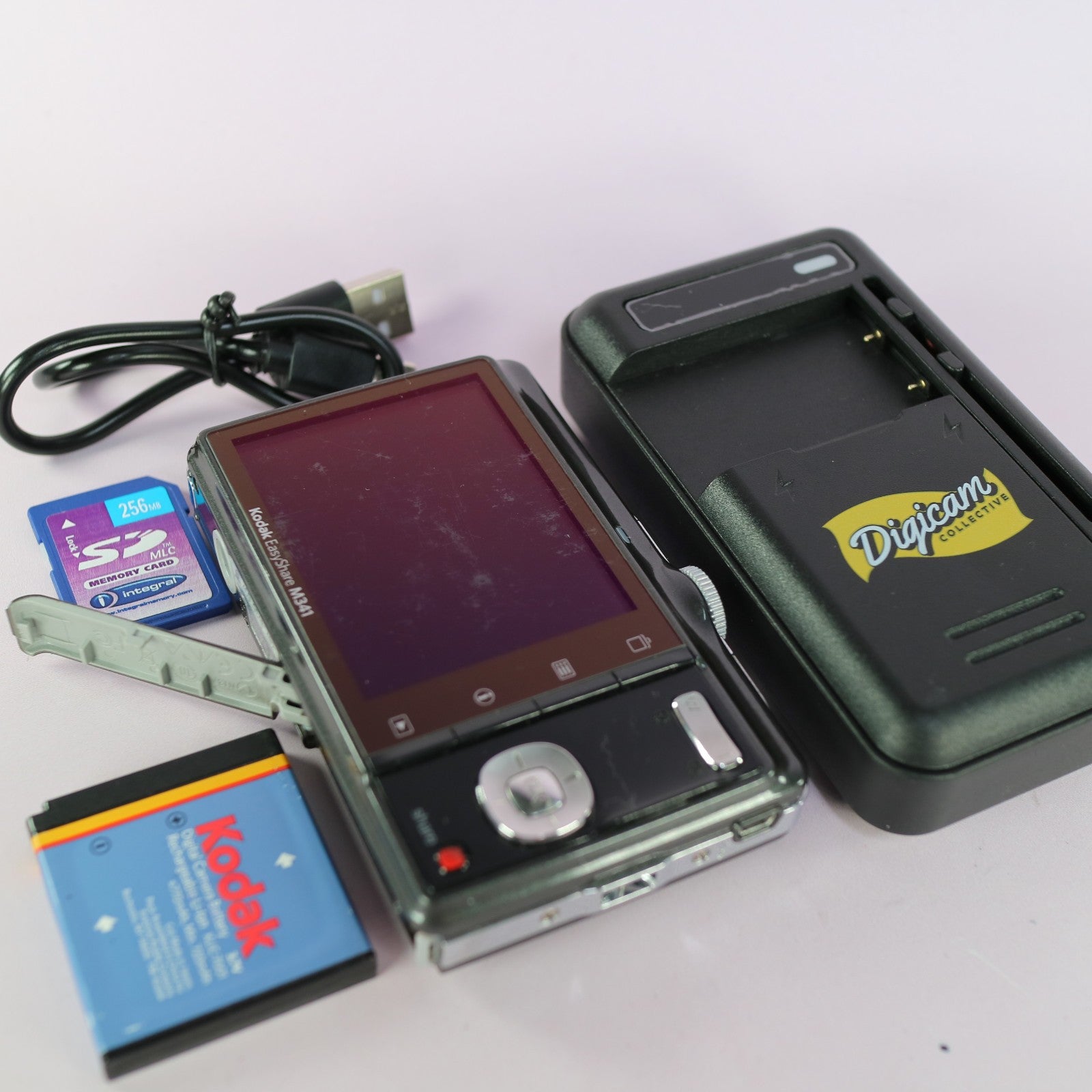 Kodak Digital Camera EasyShare M341 10.2MP Black Tested Full Working Set