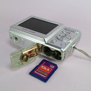 Vivitar Digital Camera Vivicam 8325 8.0MP Silver Tested