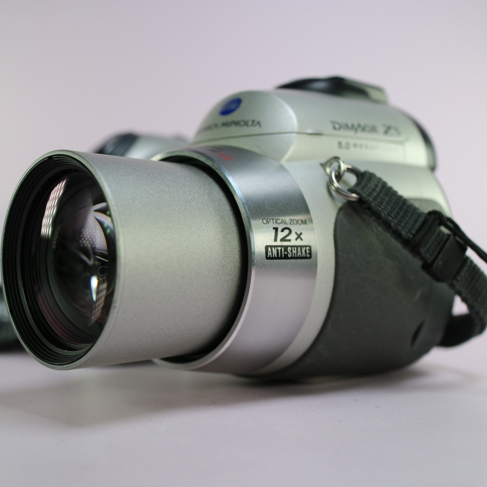 Minolta Digital Bridge Camera Dimage Z5 5.0MP Silver Tested