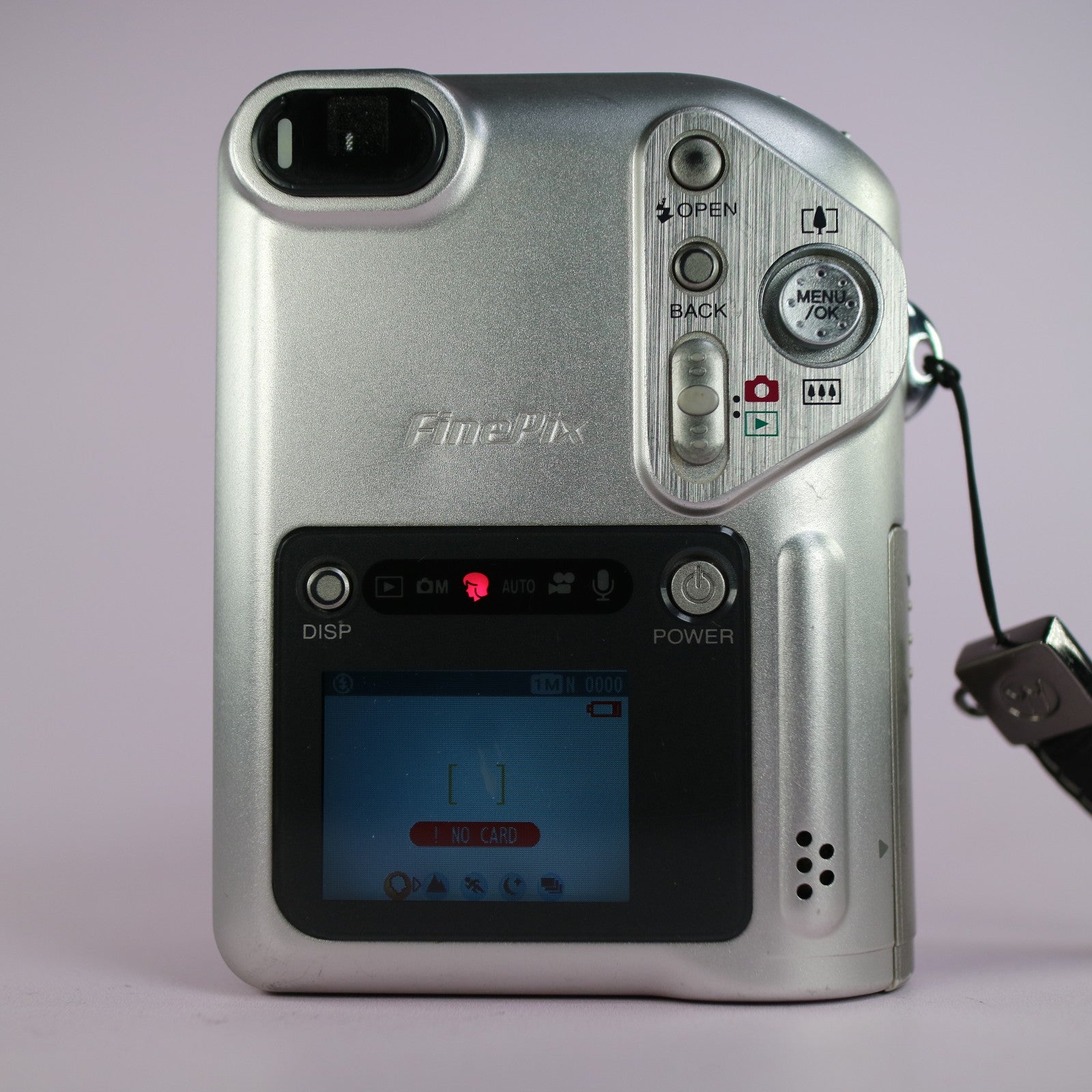 Fujifilm Digital Camera FinePix F601 3.1MP Silver Tested W/ Battery + Charger