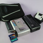 Konica Minolta Digital Camera Dimage X60 5.0MP Silver Tested Full Working Set