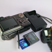 Casio Digital Camera Exilim EX-P700 7.0MP Grey Tested Full Working Set