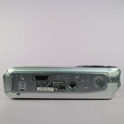 Sony Digital Camera Cybershot DSC-P200 7.2MP Silver Tested Full Set