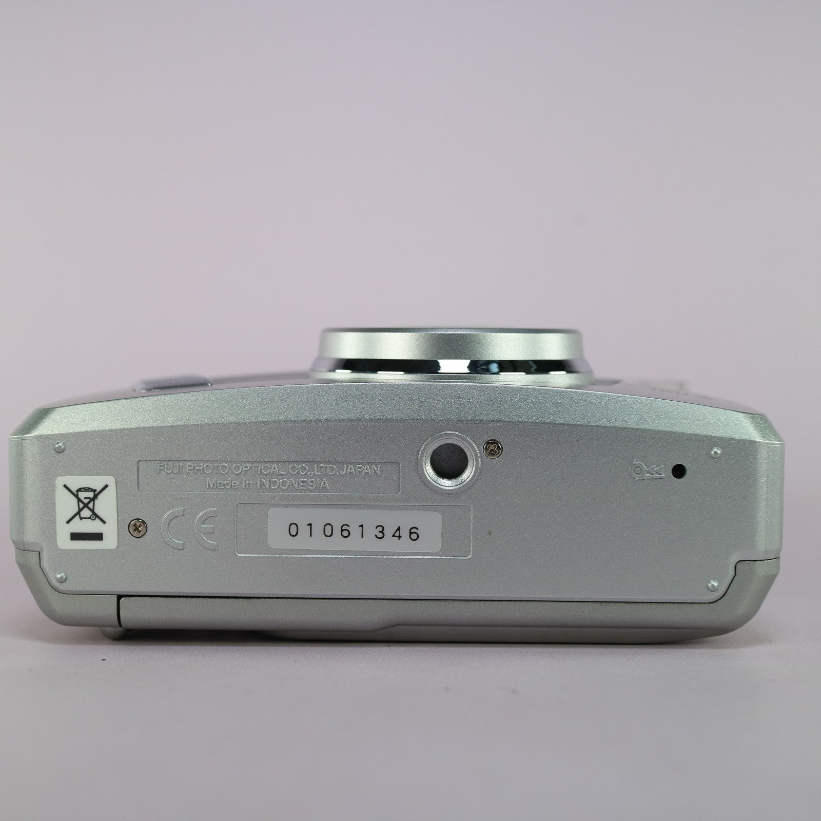 Fujifilm Zoom Date 160S 35mm Film Point and Shoot Camera Silver Tested