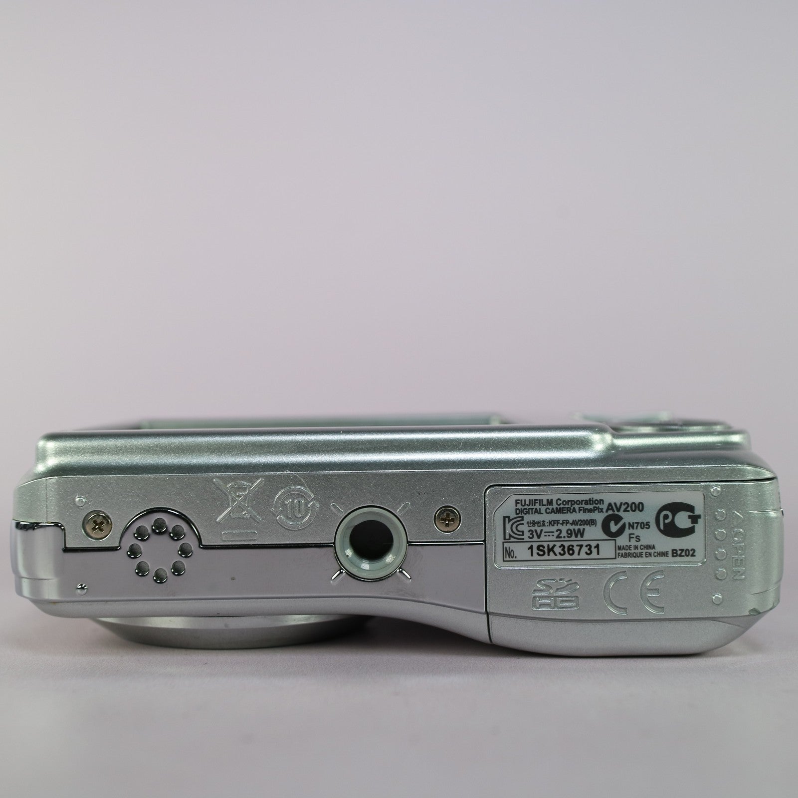 Fujifilm Digital Camera FinePix AV200 14.0MP Silver Tested