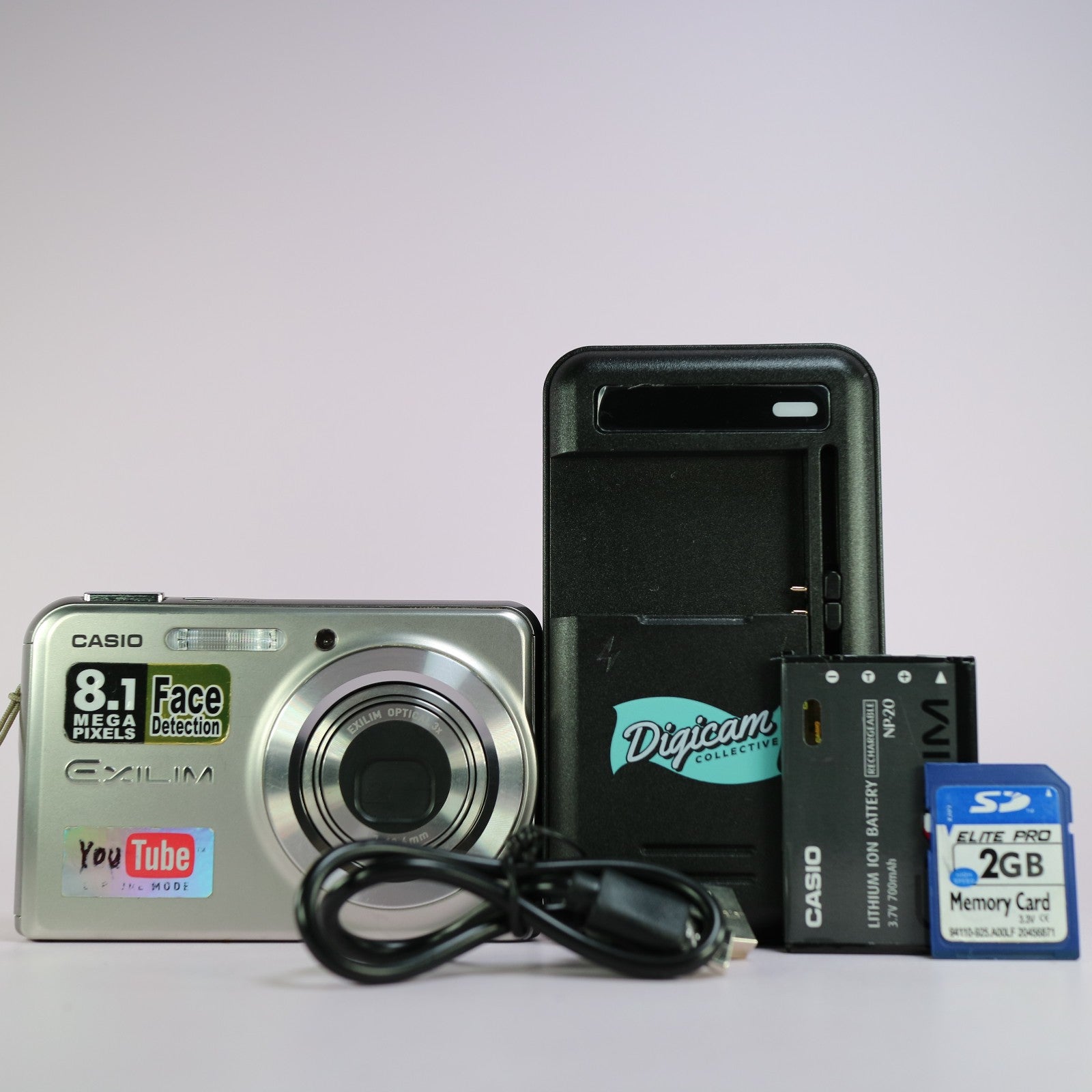 Casio Digital Camera Exilim EX-S880 8.1MP Silver Tested Full Working Set