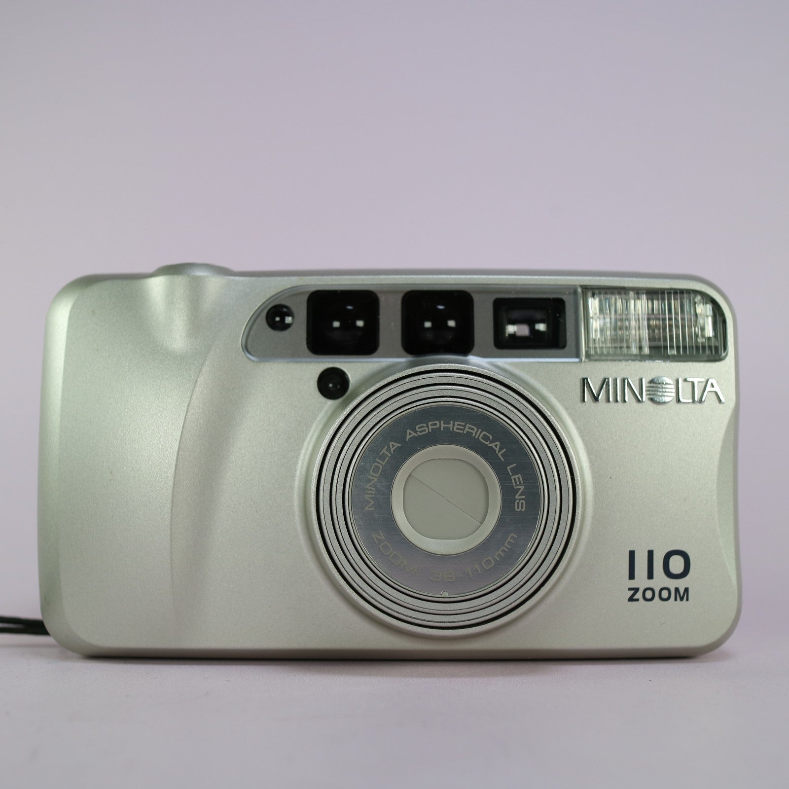 Minolta 110 Zoom 35mm Film Point and Shoot Camera Silver Tested