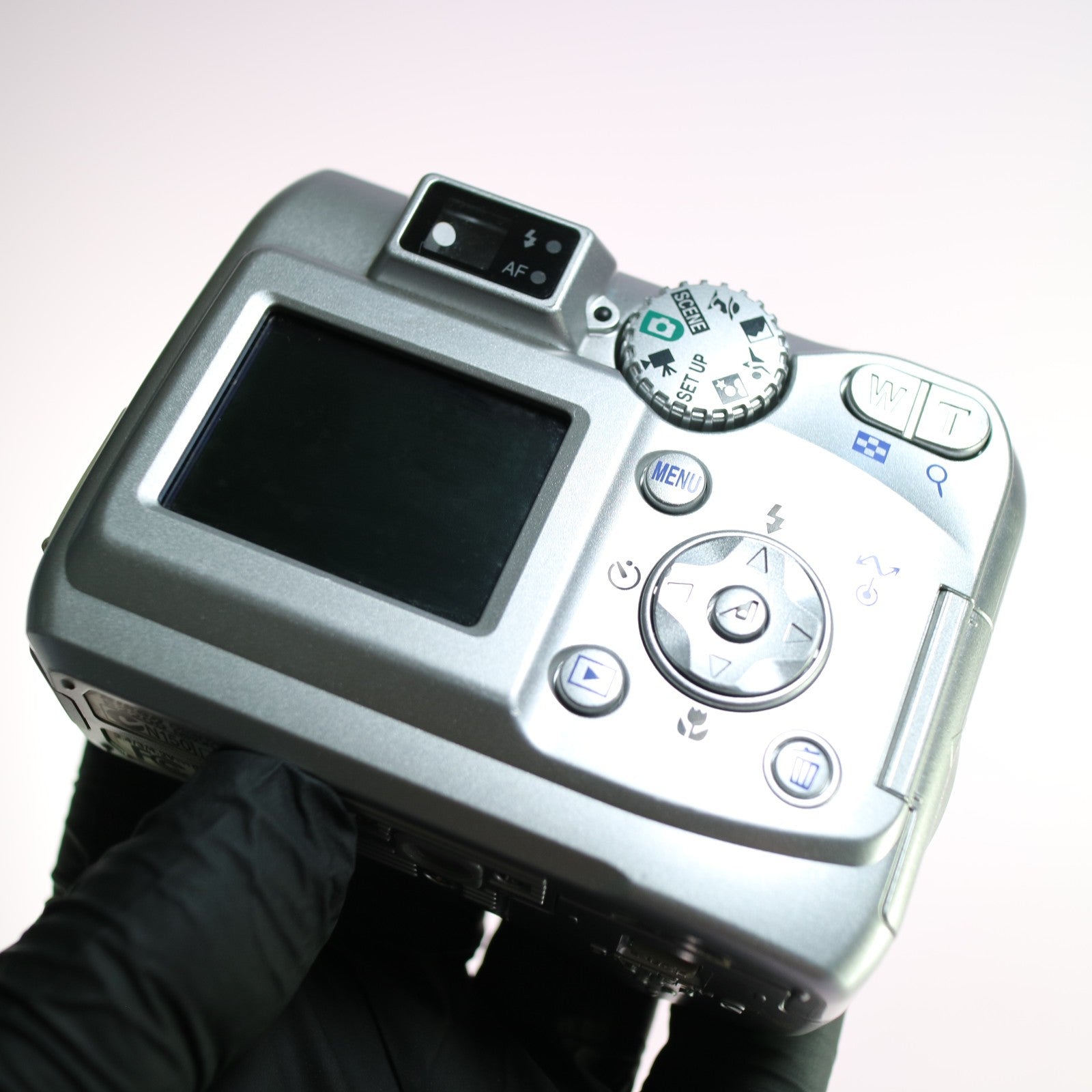 Nikon Digital Camera Coolpix 2200 2.0MP Silver Tested
