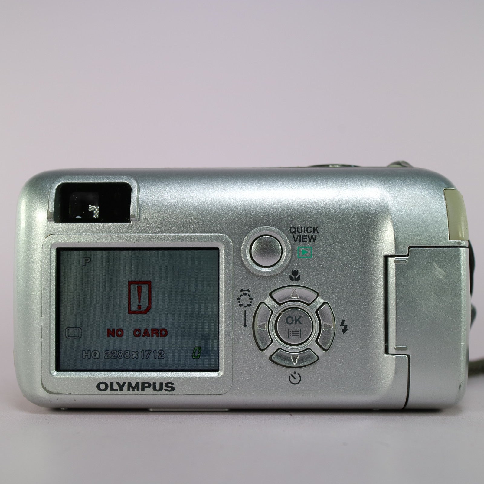 Olympus Digital Camera Camedia C-460 Zoom Del Sol 4.0MP Silver Tested