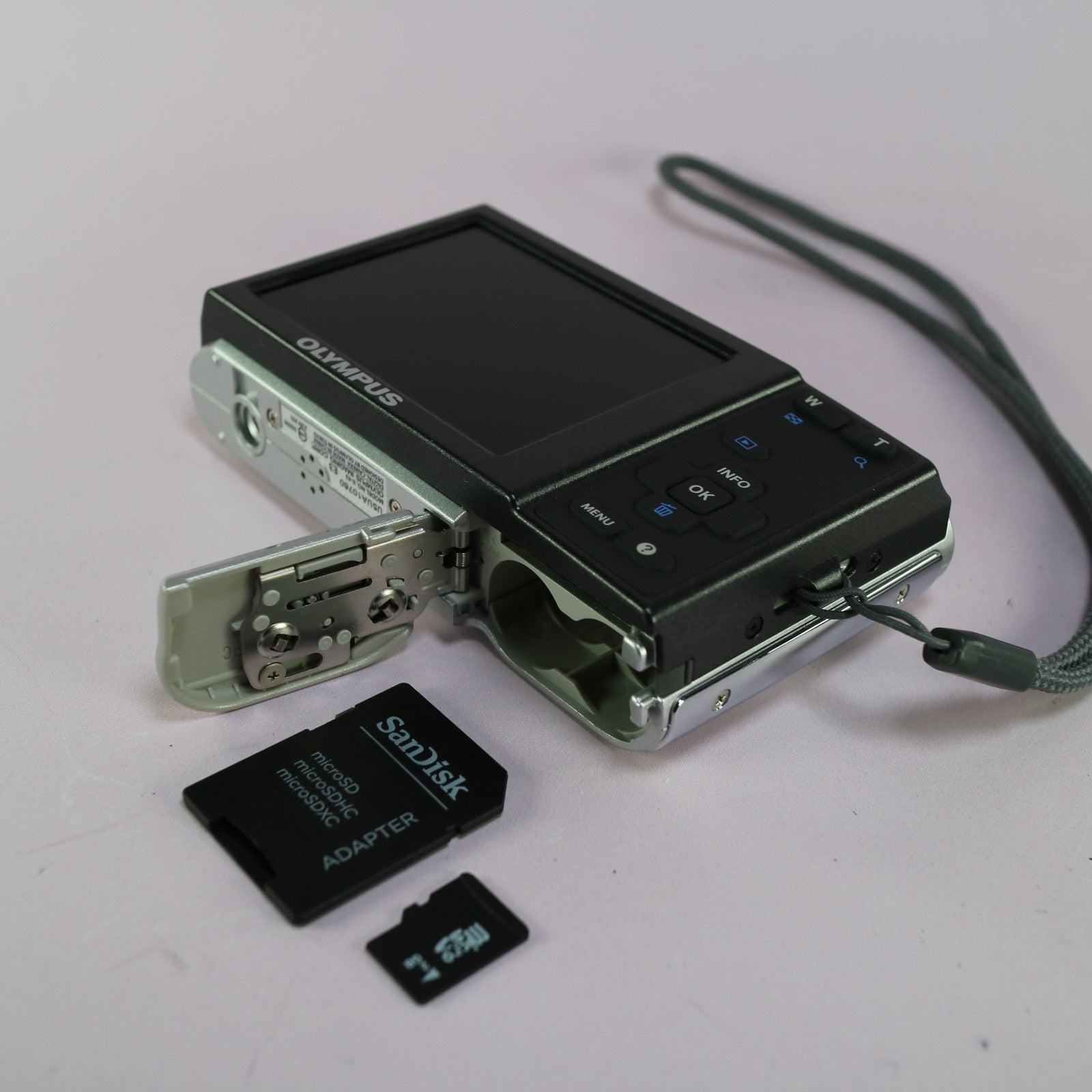 Olympus Digital Camera X-43 12.0MP Silver Tested
