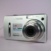 Samsung Digital Camera Digimax L50 5.0MP Silver Tested w/ Battery and Charger