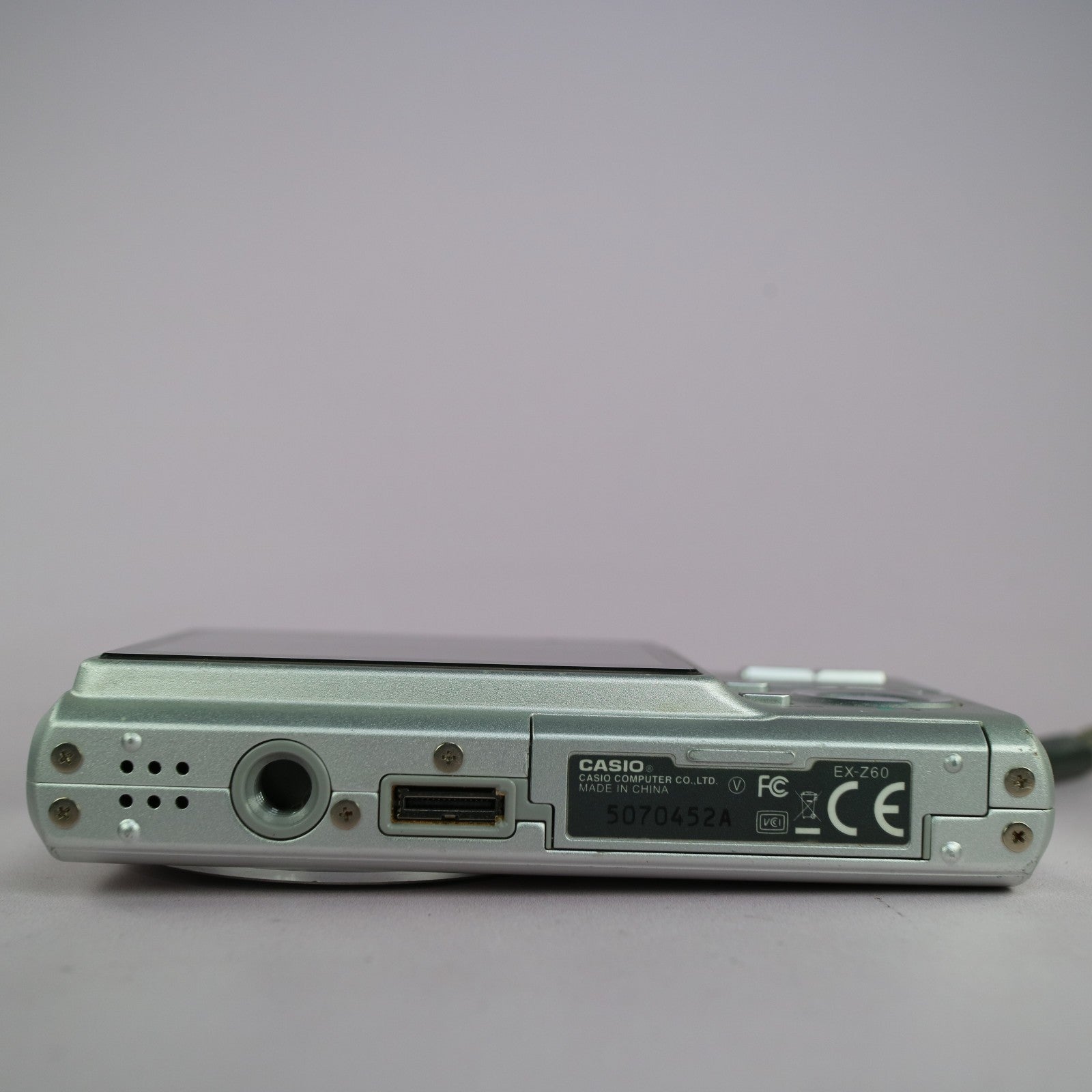 Casio Digital Camera Exilim EX-Z60 6.0MP Silver Tested Full Working Set