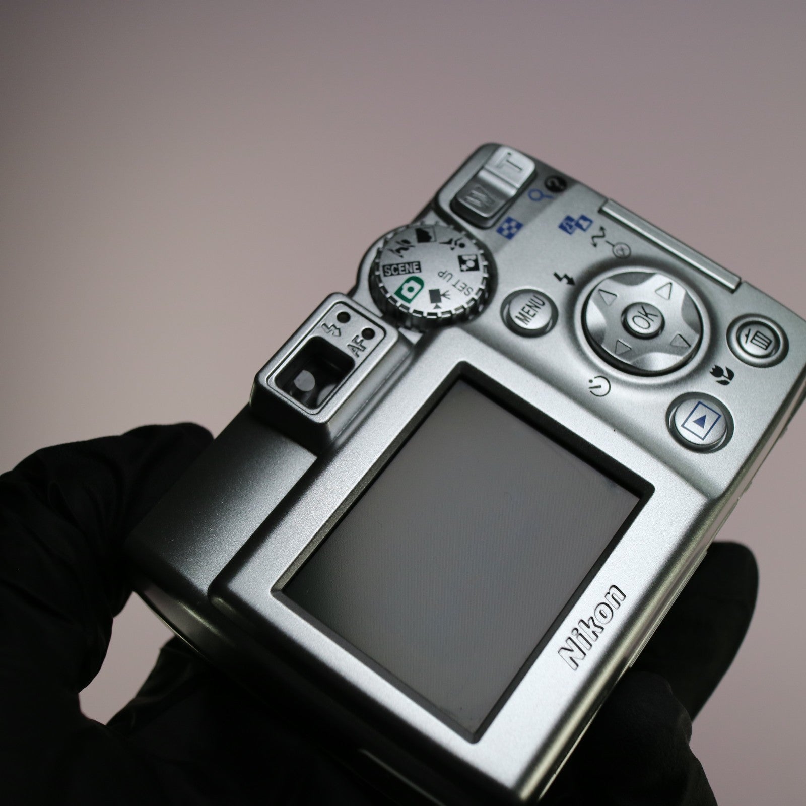 Nikon Digital Camera Coolpix 5600 5.1MP Silver Tested