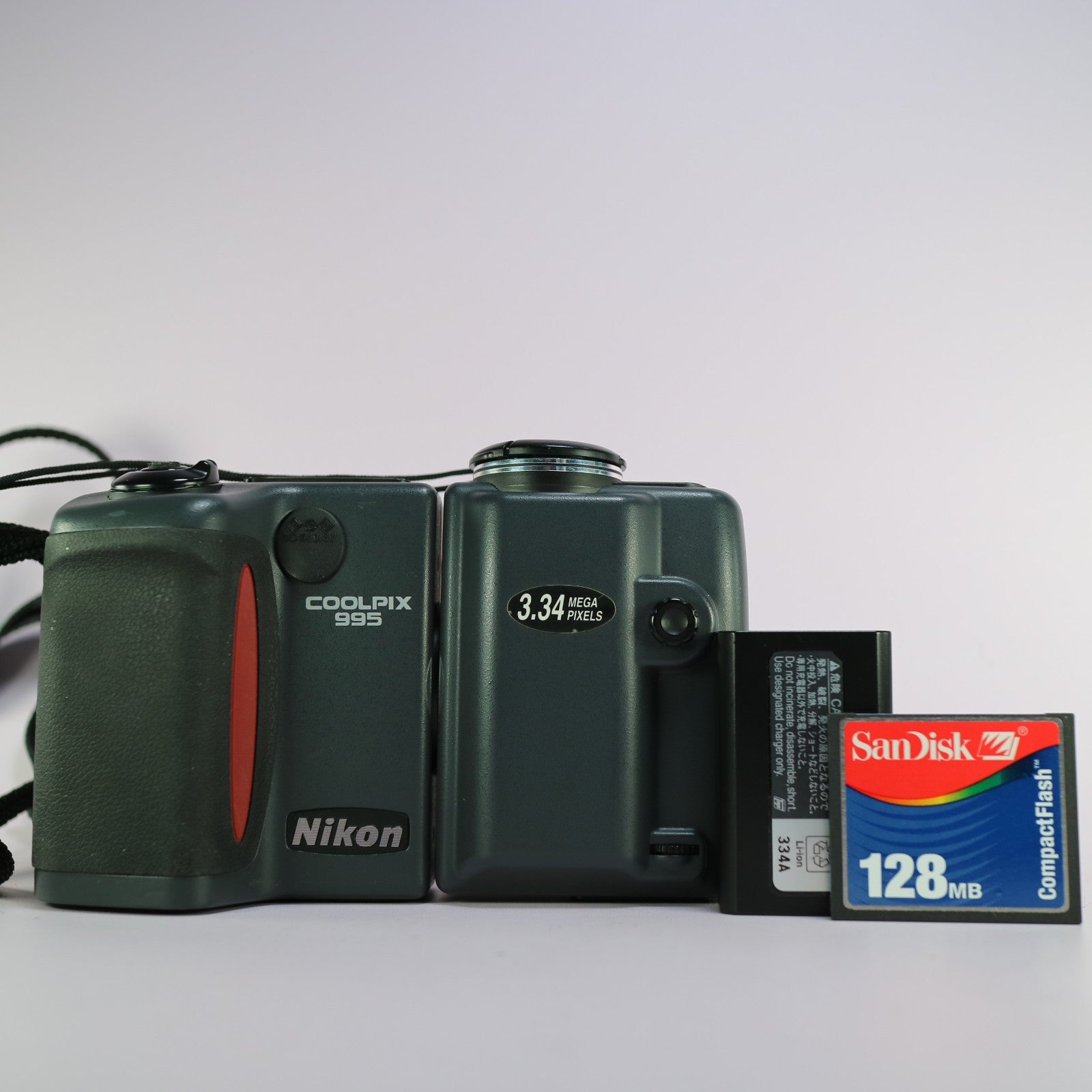Nikon Digital Camera Coolpix 995 3.2MP Black Tested