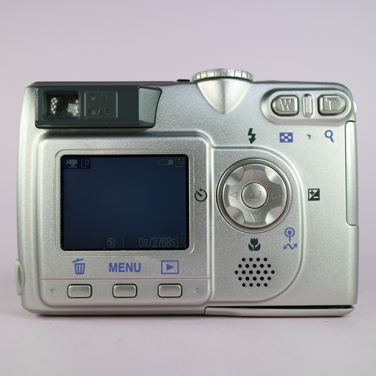 Nikon Digital Camera Coolpix 5200 5.1MP Silver Tested