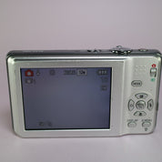 Panasonic Lumix DMC-FS10 12.1MP Digital Camera Silver Tested Full Working Set