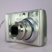 Nikon Digital Camera Coolpix 5200 5.1MP Silver Tested Full Working Set