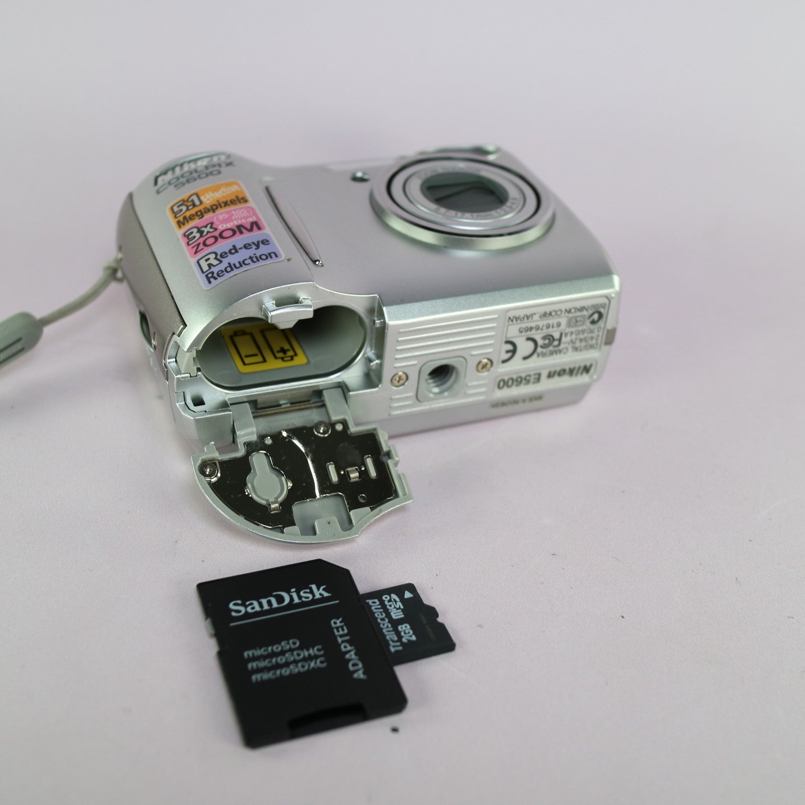 Nikon Digital Camera Coolpix 5600 5.1MP Silver Tested