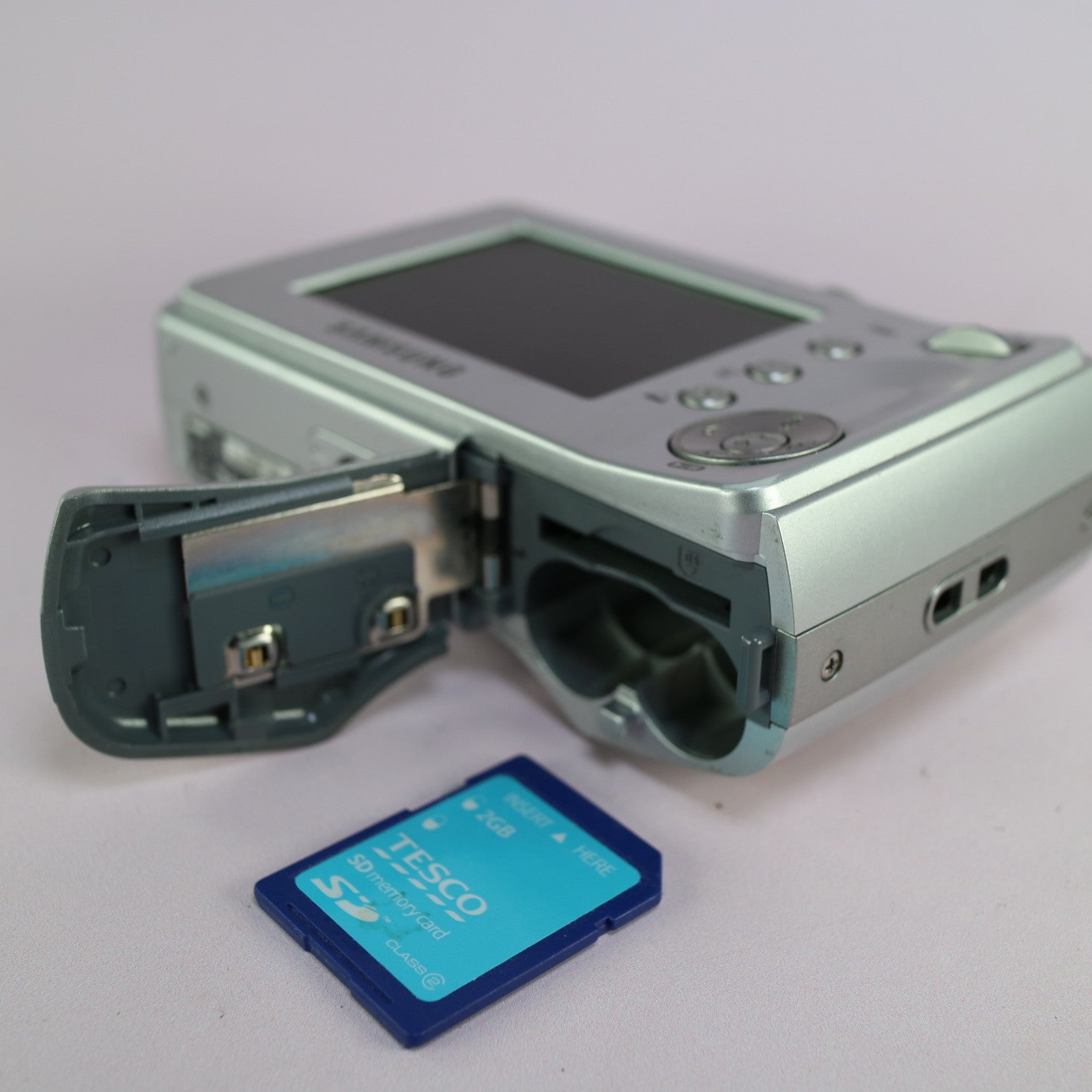 Samsung Digimax S600 6.0MP Compact Digital Camera Silver Tested