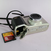 Pentax EI-200 2.1MP Compact Digital Camera Silver Tested