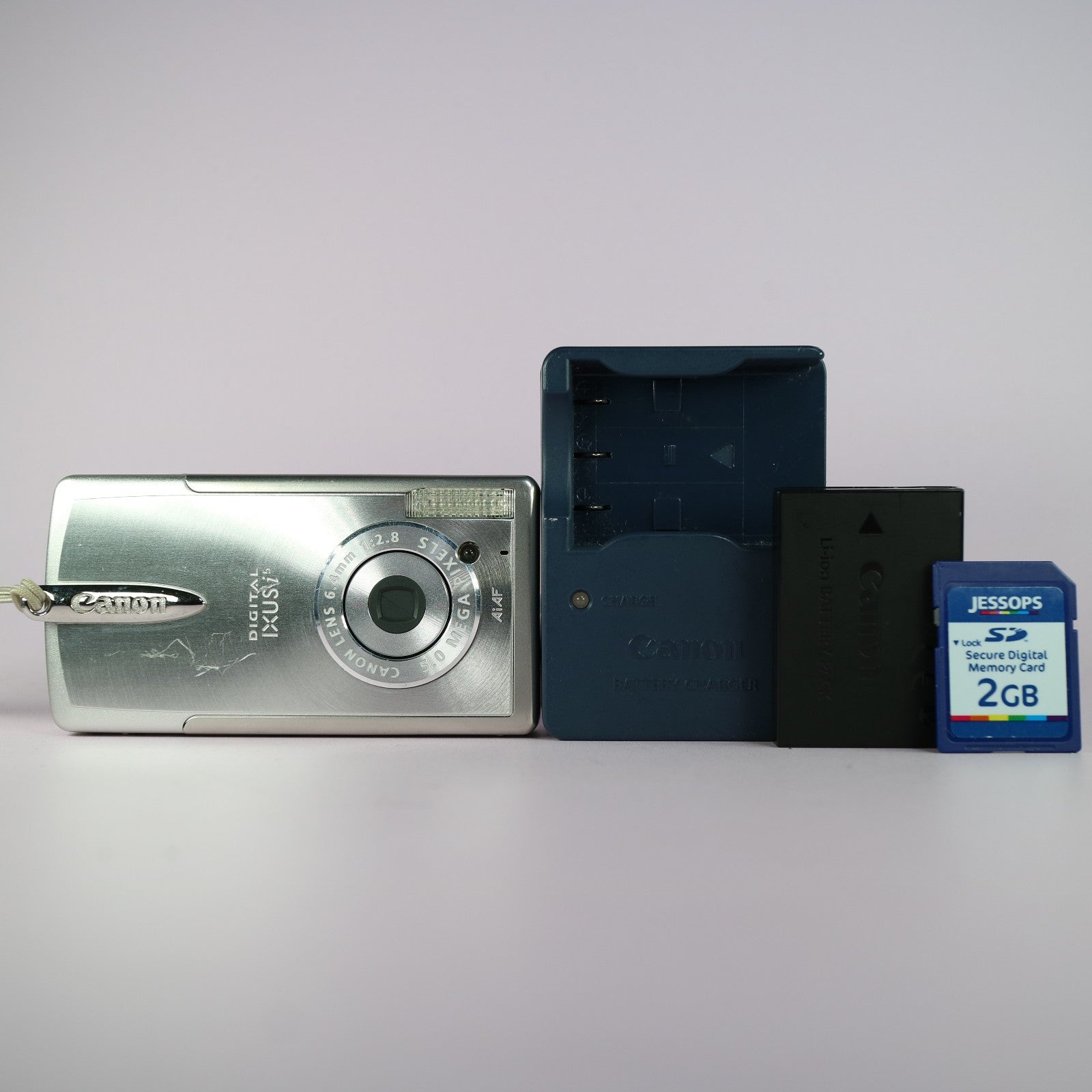 Canon Digital Camera IXUS i5 Powershot SD20 5.0MP Silver Tested