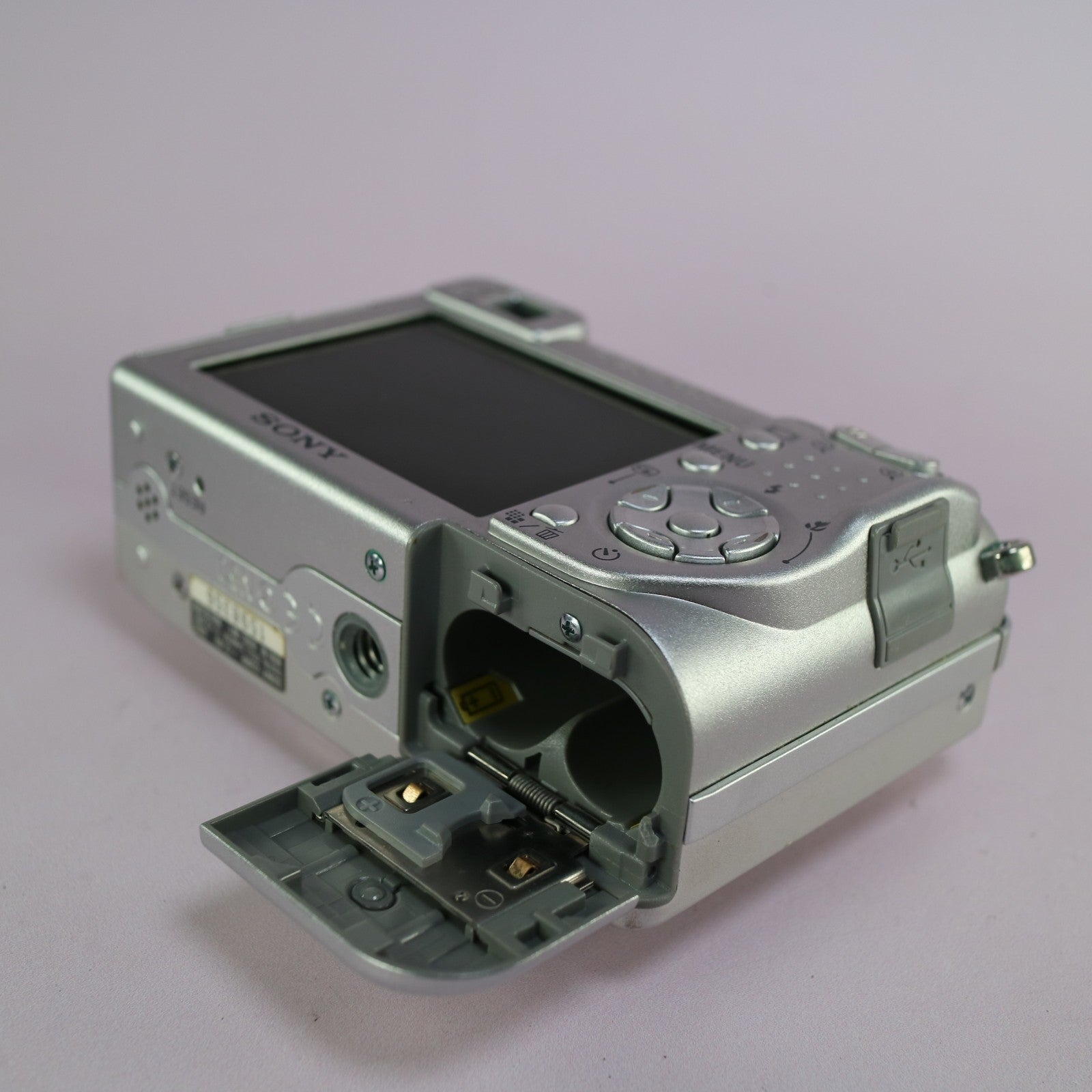 Sony Digital Camera Cybershot DSC-W1 5.1MP Silver Tested