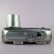 Samsung Digimax V700 7.1MP Compact Digital Camera Blue Tested Full Working Set