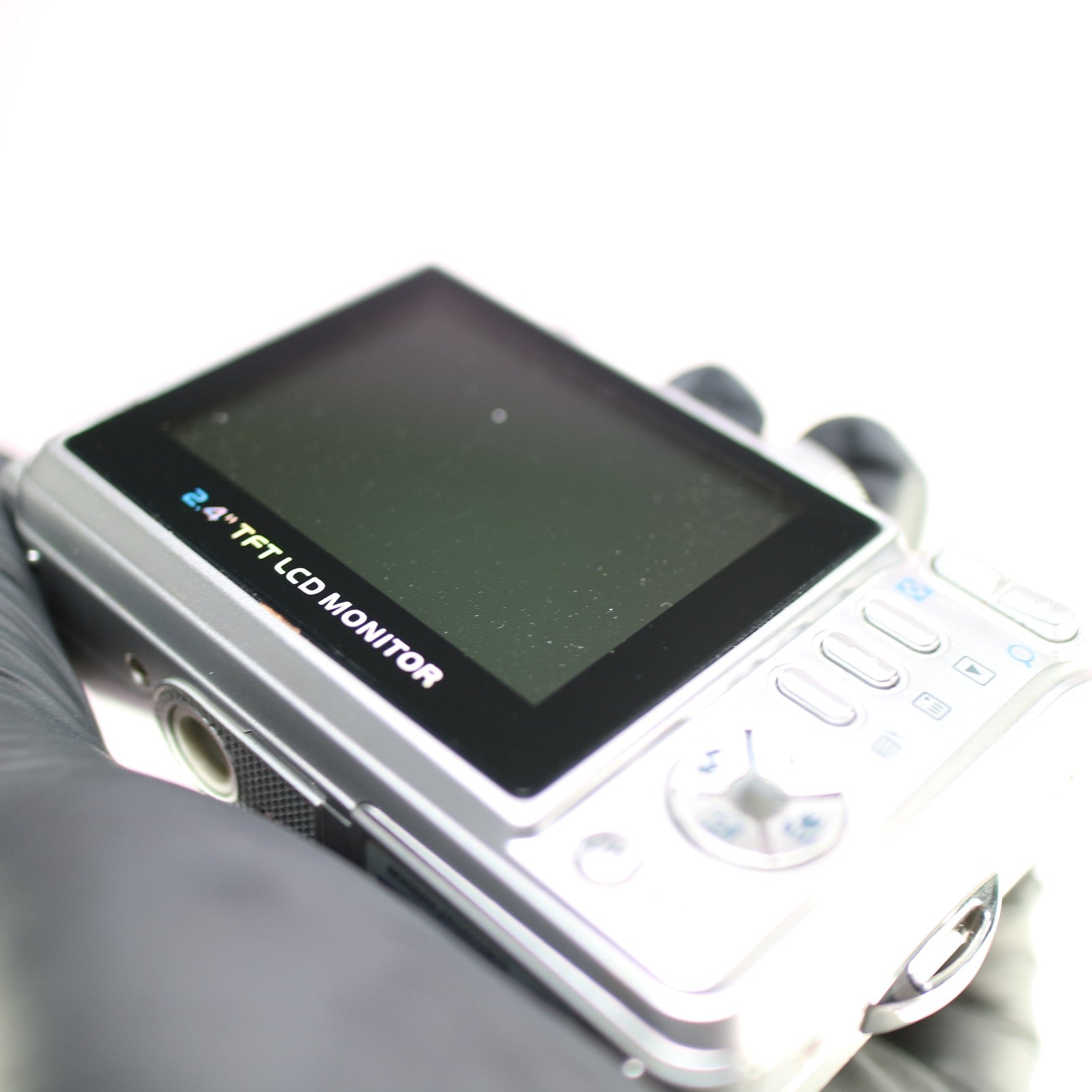 Vivitar Digital Camera Vivicam 5388 5.0MP Silver Tested