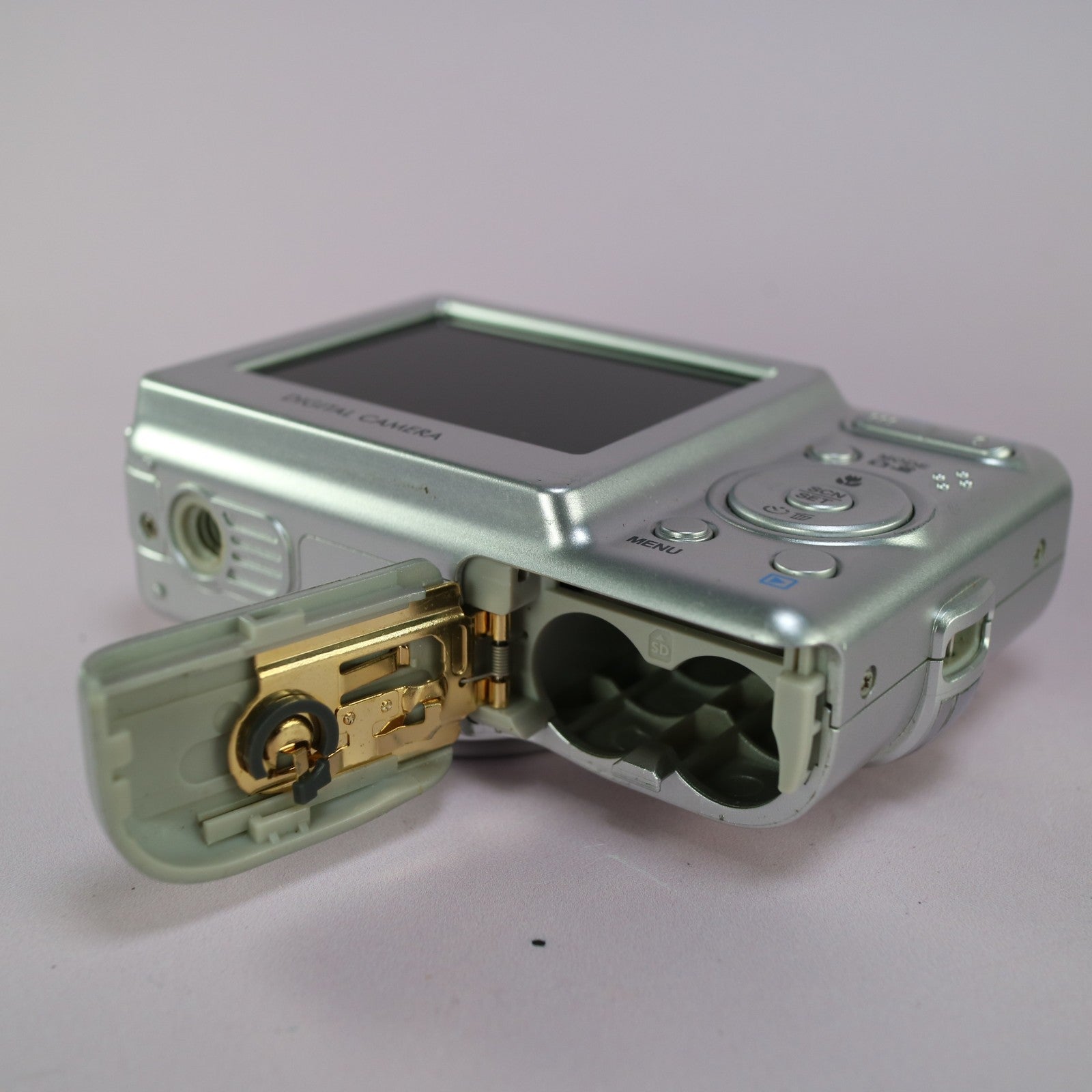 Vivitar Digital Camera Vivicam 5355 5.0MP Silver Tested