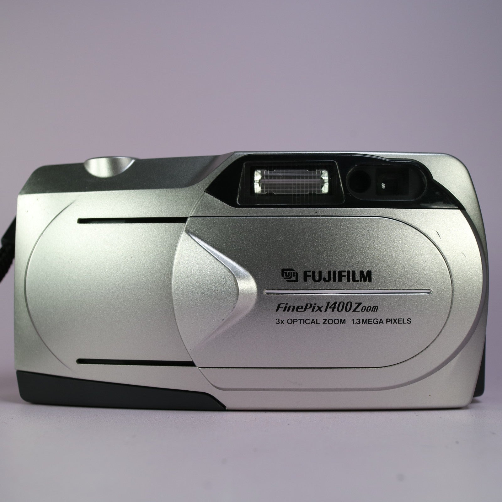 Fujifilm Digital Camera FinePix 1400 Zoom 1.3MP Silver Tested