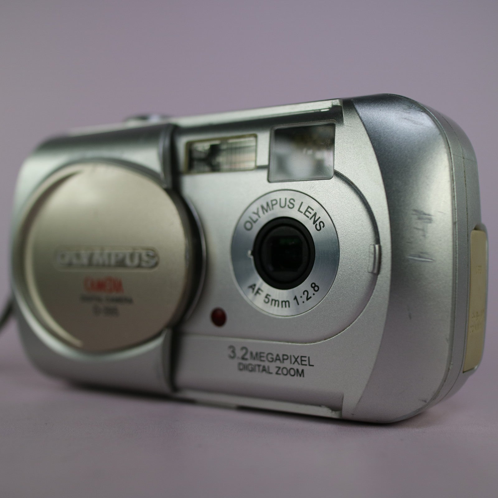 Olympus Digital Camera Camedia D-395 2.0MP Silver Tested