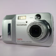 Olympus Digital Camera Camedia C-500 Zoom 5.0MP Silver Tested