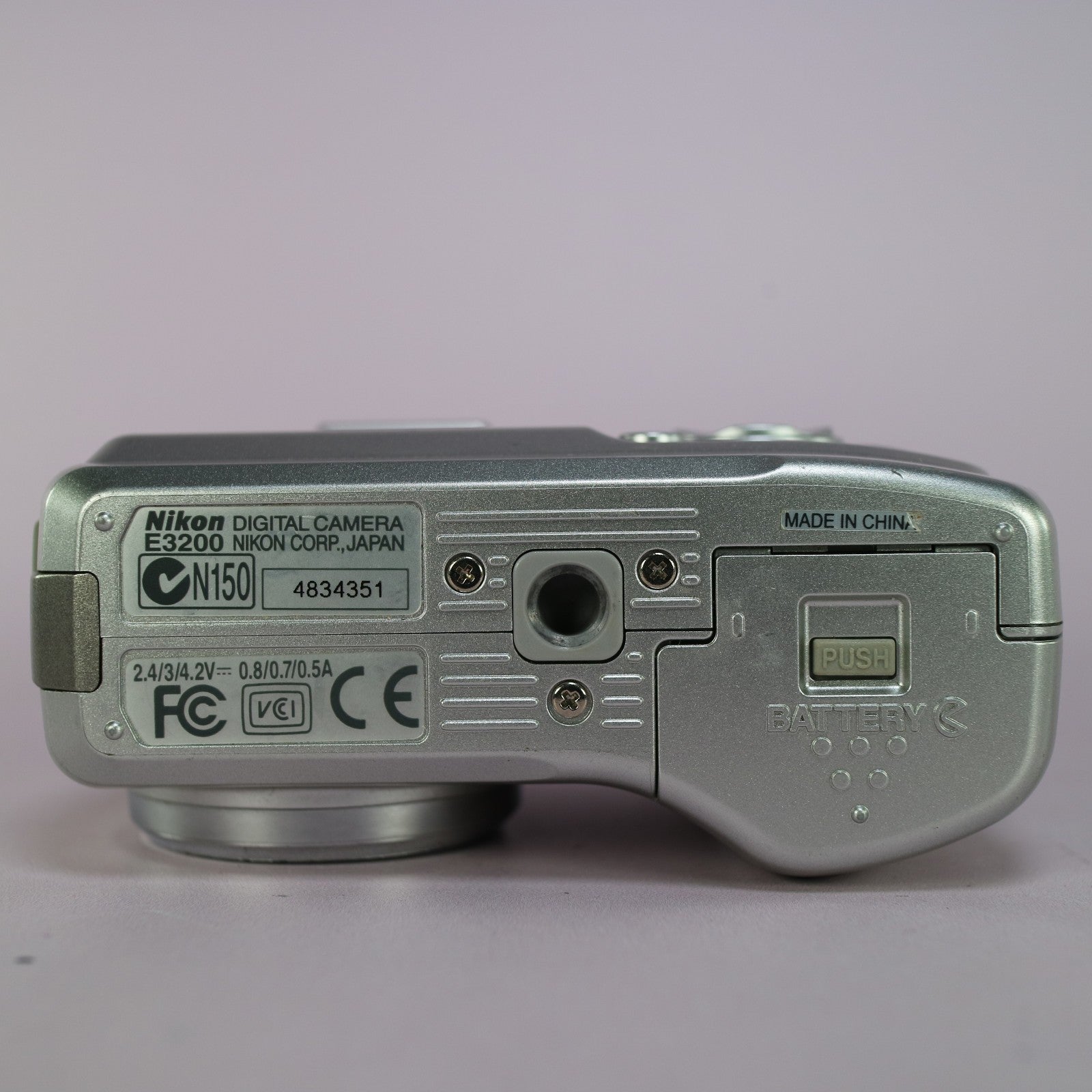 Nikon Digital Camera Coolpix 3200 3.2MP Silver Tested