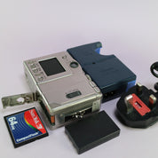 Canon Digital Camera IXUS 300 2.1MP Silver Tested Full Working Set