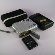 Fujifilm Digital Camera FinePix F410 3.1MP Silver Tested Full Set
