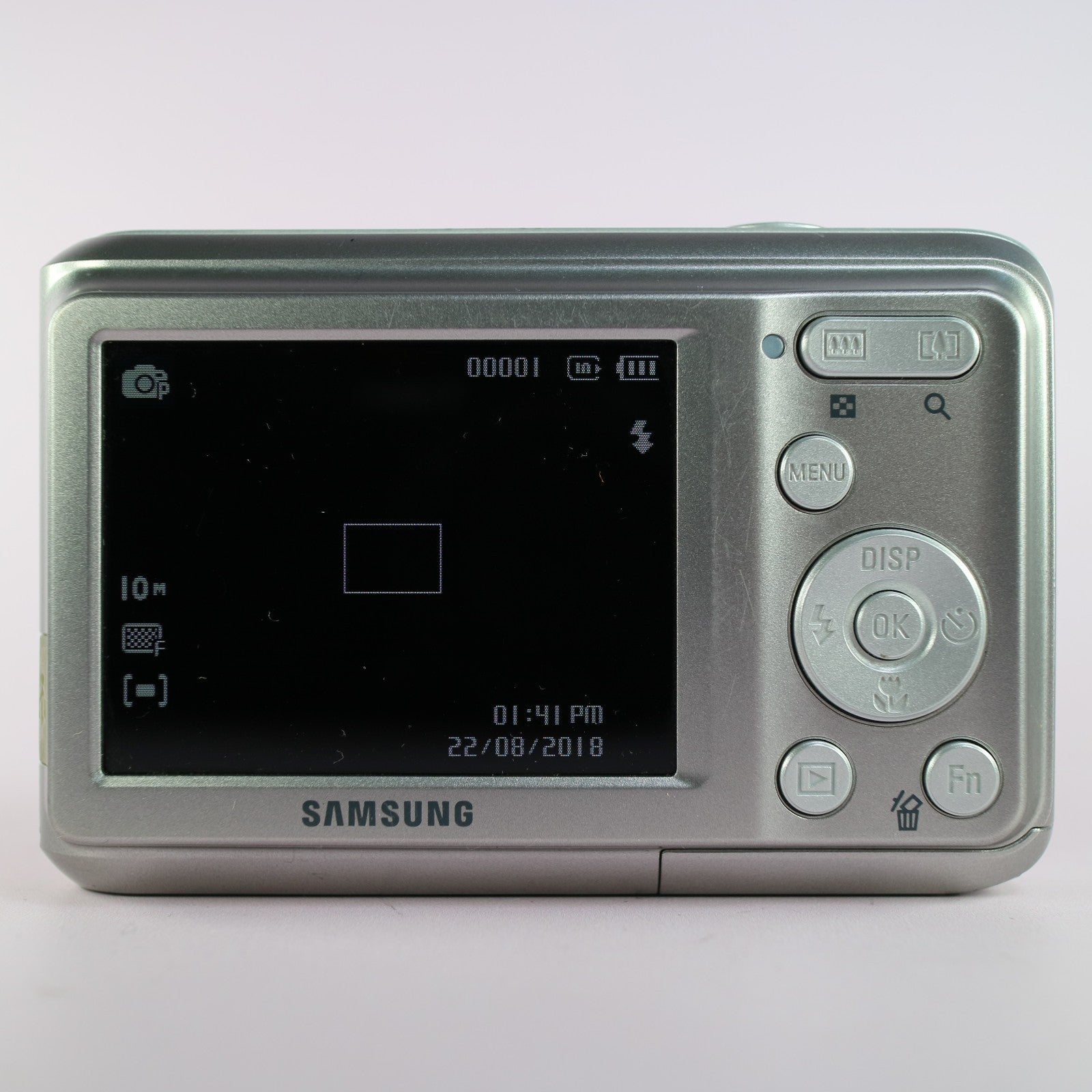 Samsung Digital Camera ES20 10.2MP Silver Tested