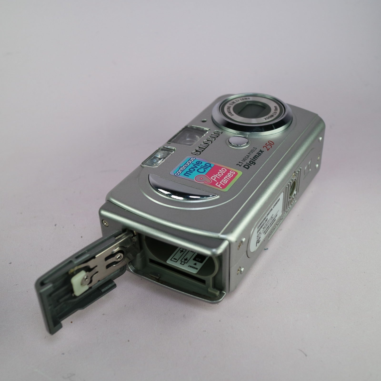Samsung Digital Camera Digimax 250 2.1MP Silver Tested